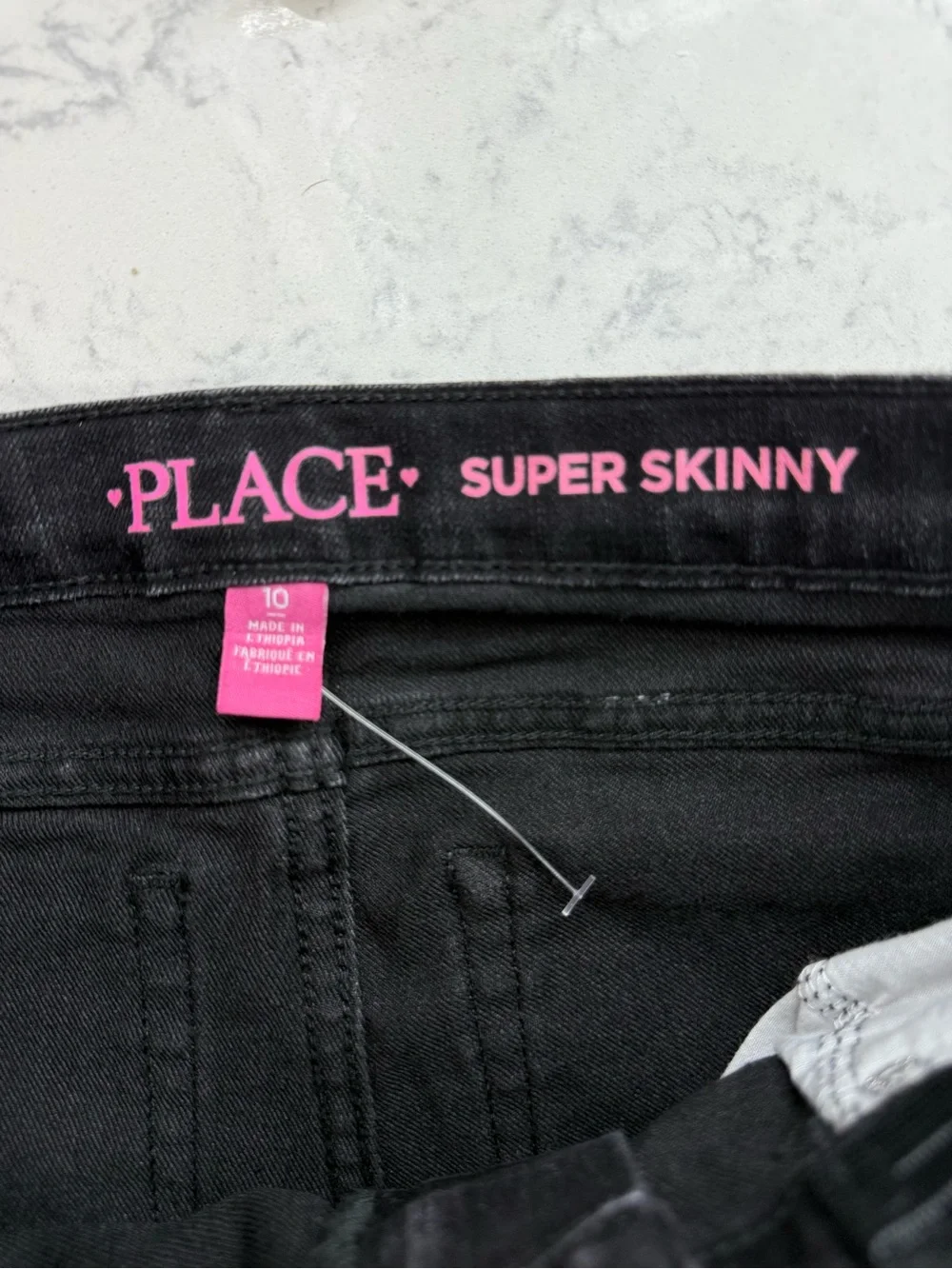 The Children's Place Black Super Skinny jeans an an adjustable waistband Sz(10)